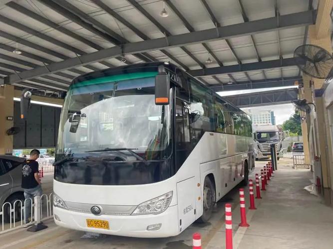 奎屯大巴租车_奎屯旅游包车价格_工厂团体汽车租赁电话-奎屯鸿祥租车